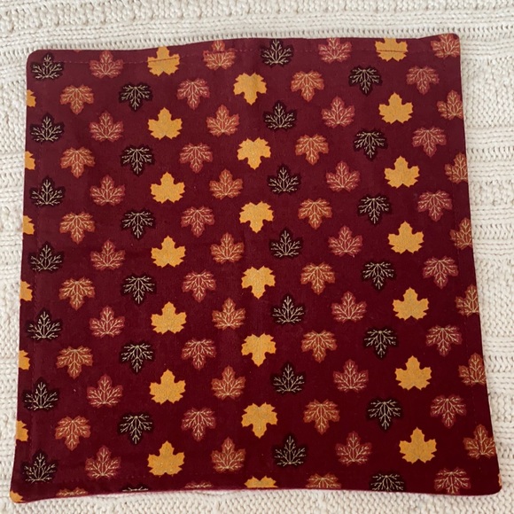 Falling Leaves Cloth Dinner Napkin, set of 4 - Picture 1 of 3